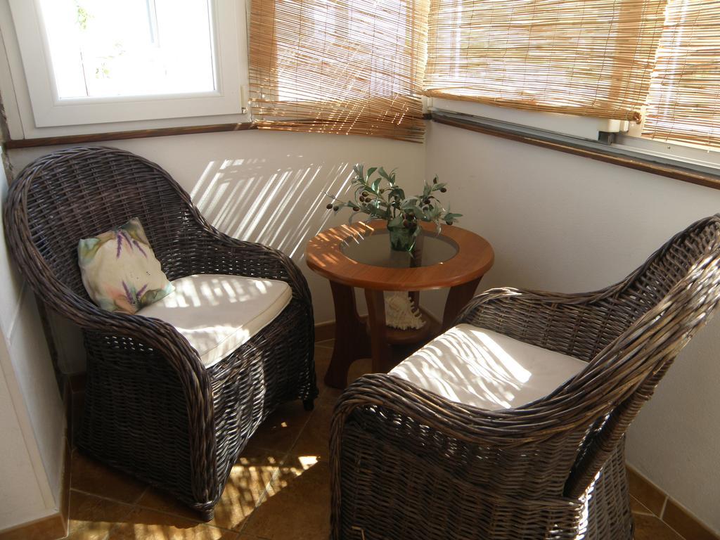 Apartment Amalija Primošten Eksteriør bilde