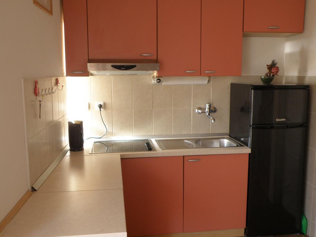 Apartment Amalija Primošten Eksteriør bilde