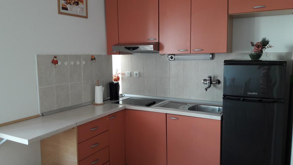 Apartment Amalija Primošten Eksteriør bilde